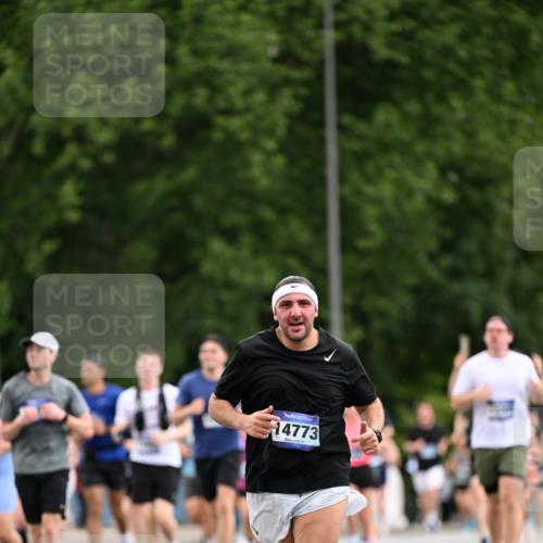 29.06.2025 - hella hamburg halbmarathon Dr. Thomas Lammeyer http://msf.ph/oto/8435936 29.06.2025 10:55:08 Kennedybrücke 1478, 1487, 1511, 2047, 2358, 2859, 3647, 4695, 4848, 5530, 6178, 7133, 7141, 7161, 7677, 8833, 8986, 9096, 9605, 10437 meine-sportfotos.de