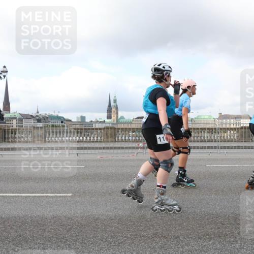 29.06.2025 - hella hamburg halbmarathon Lena Gebhardt http://msf.ph/oto/8435939 29.06.2025 09:01:47 Lombardsbrücke 11, 27 meine-sportfotos.de