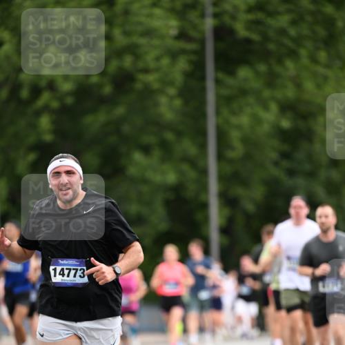 29.06.2025 - hella hamburg halbmarathon Dr. Thomas Lammeyer http://msf.ph/oto/8435976 29.06.2025 10:55:10 Kennedybrücke 1478, 1487, 2358, 2859, 3647, 4695, 4848, 5530, 6178, 7133, 7141, 7161, 7677, 8833, 8986, 9096, 9605, 10437 meine-sportfotos.de