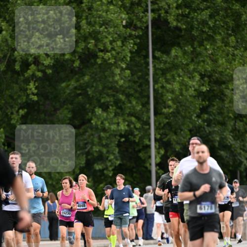 29.06.2025 - hella hamburg halbmarathon Dr. Thomas Lammeyer http://msf.ph/oto/8436005 29.06.2025 10:55:10 Kennedybrücke 1478, 1487, 2358, 2859, 3647, 4695, 4848, 5530, 6178, 7133, 7141, 7161, 7677, 8833, 8986, 9096, 9605, 10437 meine-sportfotos.de