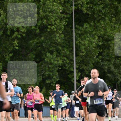 29.06.2025 - hella hamburg halbmarathon Dr. Thomas Lammeyer http://msf.ph/oto/8436008 29.06.2025 10:55:11 Kennedybrücke 1478, 2358, 2859, 3647, 4695, 4848, 5530, 6178, 7133, 7141, 7161, 7677, 8833, 8986, 9096, 9605, 10437 meine-sportfotos.de
