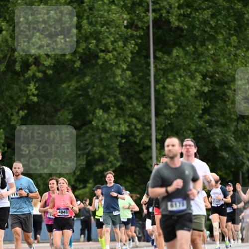 29.06.2025 - hella hamburg halbmarathon Dr. Thomas Lammeyer http://msf.ph/oto/8436019 29.06.2025 10:55:11 Kennedybrücke 1478, 2358, 2859, 3647, 4695, 4848, 5530, 6178, 7133, 7141, 7161, 7677, 8833, 8986, 9096, 9605, 10437 meine-sportfotos.de