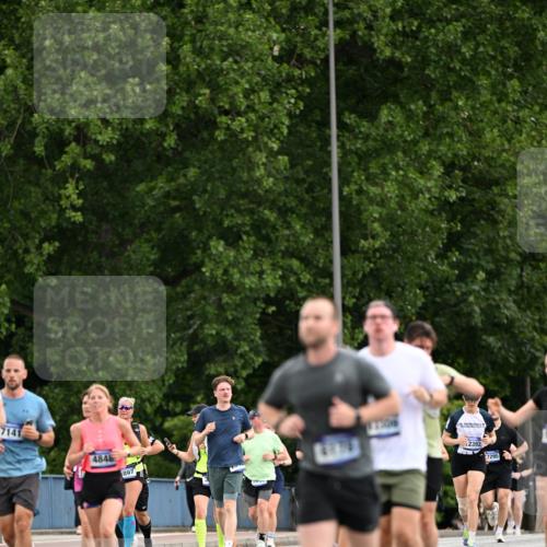 29.06.2025 - hella hamburg halbmarathon Dr. Thomas Lammeyer http://msf.ph/oto/8436034 29.06.2025 10:55:11 Kennedybrücke 1478, 2358, 2859, 3647, 4695, 4848, 5530, 6178, 7133, 7141, 7161, 7677, 8833, 8986, 9096, 9605, 10437 meine-sportfotos.de