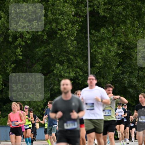 29.06.2025 - hella hamburg halbmarathon Dr. Thomas Lammeyer http://msf.ph/oto/8436051 29.06.2025 10:55:12 Kennedybrücke 1478, 2358, 2859, 3647, 4695, 4848, 5530, 6178, 7133, 7141, 7161, 7677, 8833, 8986, 9096, 9605, 10437, 11252 meine-sportfotos.de