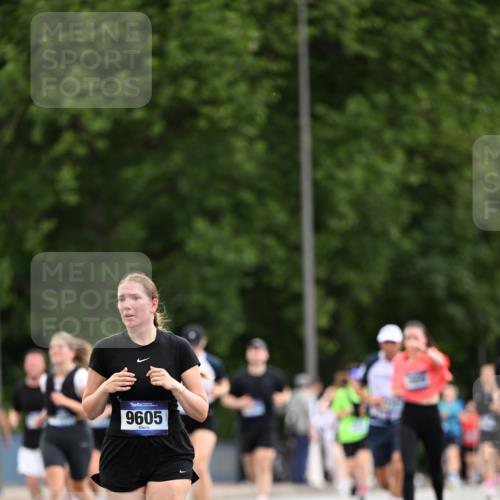 29.06.2025 - hella hamburg halbmarathon Dr. Thomas Lammeyer http://msf.ph/oto/8436234 29.06.2025 10:55:17 Kennedybrücke 1208, 1478, 2358, 2859, 3229, 3647, 4848, 5530, 6178, 7141, 7161, 7677, 8779, 8833, 8986, 9605, 10437, 11252 meine-sportfotos.de