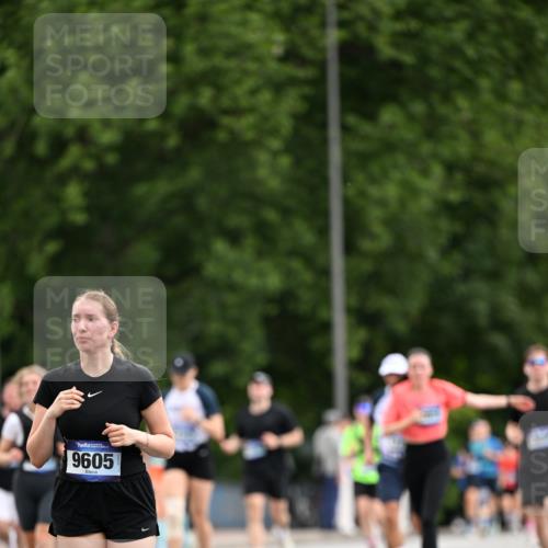 29.06.2025 - hella hamburg halbmarathon Dr. Thomas Lammeyer http://msf.ph/oto/8436250 29.06.2025 10:55:17 Kennedybrücke 1208, 1478, 2358, 2859, 3229, 3647, 4848, 5530, 6178, 7141, 7161, 7677, 8779, 8833, 8986, 9605, 10437, 11252 meine-sportfotos.de