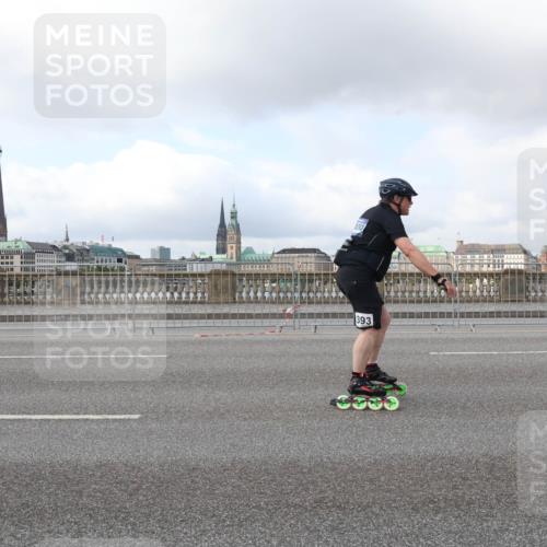 29.06.2025 - hella hamburg halbmarathon Lena Gebhardt http://msf.ph/oto/8436377 29.06.2025 09:01:50 Lombardsbrücke 0203, 393 meine-sportfotos.de