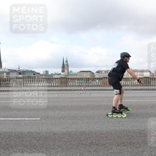 29.06.2025 - hella hamburg halbmarathon Lena Gebhardt http://msf.ph/oto/8436410 29.06.2025 09:01:50 Lombardsbrücke 0383, 393 meine-sportfotos.de