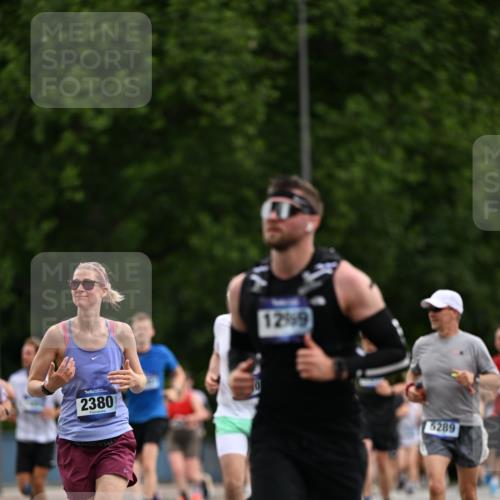 29.06.2025 - hella hamburg halbmarathon Dr. Thomas Lammeyer http://msf.ph/oto/8437197 29.06.2025 10:55:43 Kennedybrücke 1208, 1617, 1930, 2202, 2380, 2484, 2485, 2736, 2778, 3229, 3838, 4652, 4771, 5286, 5289, 5357, 6945, 7012, 7769, 7938, 7992, 8410, 8779, 9166, 9167, 9933, 10521, 10552, 10636 meine-sportfotos.de
