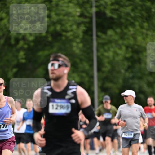 29.06.2025 - hella hamburg halbmarathon Dr. Thomas Lammeyer http://msf.ph/oto/8437230 29.06.2025 10:55:44 Kennedybrücke 1208, 1617, 1930, 2202, 2380, 2484, 2485, 2736, 2778, 3229, 3838, 4652, 4771, 5286, 5289, 5357, 6945, 7012, 7769, 7938, 7992, 8410, 8779, 9166, 9167, 9933, 10521, 10552, 10636, 10673 meine-sportfotos.de