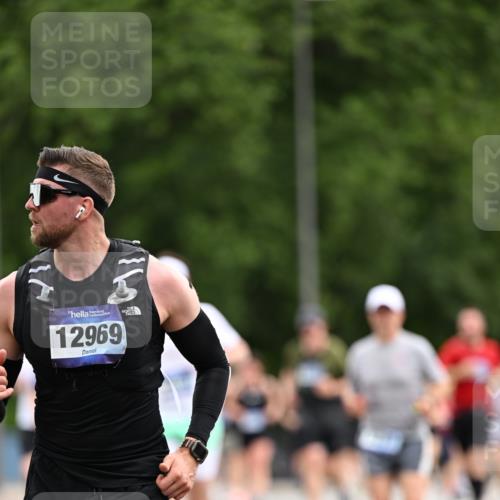 29.06.2025 - hella hamburg halbmarathon Dr. Thomas Lammeyer http://msf.ph/oto/8437255 29.06.2025 10:55:44 Kennedybrücke 1208, 1617, 1930, 2202, 2380, 2484, 2485, 2736, 2778, 3229, 3838, 4652, 4771, 5286, 5289, 5357, 6945, 7012, 7769, 7938, 7992, 8410, 8779, 9166, 9167, 9933, 10521, 10552, 10636, 10673 meine-sportfotos.de