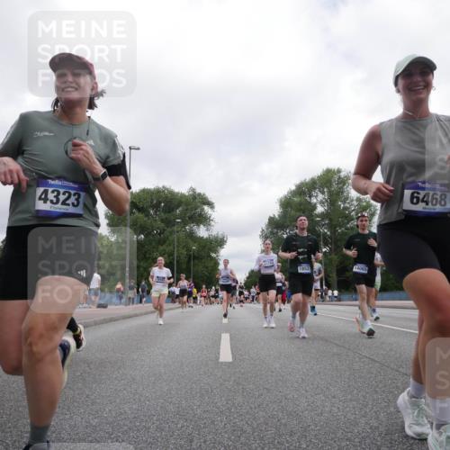 29.06.2025 - hella hamburg halbmarathon Luisa Fischer http://msf.ph/oto/8437386 29.06.2025 10:57:35 Kennedybrücke 4838, 4323, 19167, 11769, 18523, 14065, 6468, 1805, 3249, 3364, 4323, 4838, 5309, 6468, 6583, 6987, 9503 meine-sportfotos.de