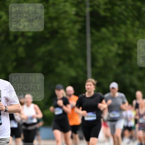 29.06.2025 - hella hamburg halbmarathon Dr. Thomas Lammeyer http://msf.ph/oto/8437691 29.06.2025 10:55:57 Kennedybrücke 1203, 1404, 1418, 1617, 1930, 2202, 2380, 2484, 2485, 2736, 2778, 3038, 3838, 4652, 4878, 5062, 5286, 5289, 5357, 5716, 6091, 6945, 6954, 7012, 7770, 7771, 7825, 7938, 7992, 8040, 8200, 8410, 8621, 10521, 10552, 10614, 10636, 10673 meine-sportfotos.de