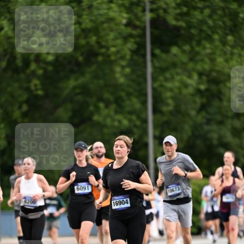 29.06.2025 - hella hamburg halbmarathon Dr. Thomas Lammeyer http://msf.ph/oto/8437702 29.06.2025 10:55:57 Kennedybrücke 1203, 1404, 1418, 1617, 1930, 2202, 2380, 2484, 2485, 2736, 2778, 3038, 3838, 4652, 4878, 5062, 5286, 5289, 5357, 5716, 6091, 6945, 6954, 7012, 7770, 7771, 7825, 7938, 7992, 8040, 8200, 8410, 8621, 10521, 10552, 10614, 10636, 10673 meine-sportfotos.de