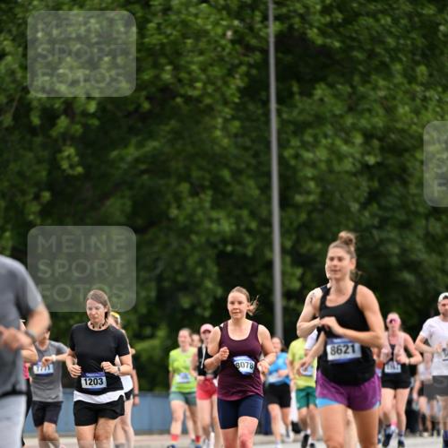 29.06.2025 - hella hamburg halbmarathon Dr. Thomas Lammeyer http://msf.ph/oto/8437824 29.06.2025 10:56:00 Kennedybrücke 1203, 1404, 1418, 1617, 2202, 2484, 2485, 2736, 2778, 3038, 3838, 4652, 4878, 5062, 5286, 5289, 5357, 5394, 5716, 6091, 6945, 6954, 7012, 7770, 7771, 7825, 7938, 7992, 8040, 8200, 8410, 8621, 9462, 10521, 10552, 10614, 10636, 10673, 10830 meine-sportfotos.de
