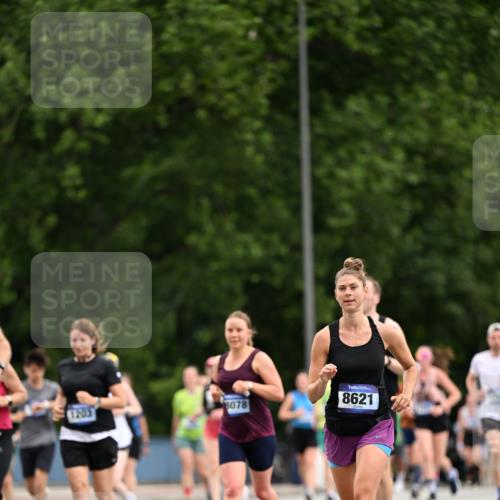 29.06.2025 - hella hamburg halbmarathon Dr. Thomas Lammeyer http://msf.ph/oto/8437839 29.06.2025 10:56:00 Kennedybrücke 1203, 1404, 1418, 1617, 2202, 2484, 2485, 2736, 2778, 3038, 3838, 4652, 4878, 5062, 5286, 5289, 5357, 5394, 5716, 6091, 6945, 6954, 7012, 7770, 7771, 7825, 7938, 7992, 8040, 8200, 8410, 8621, 9462, 10521, 10552, 10614, 10636, 10673, 10830 meine-sportfotos.de