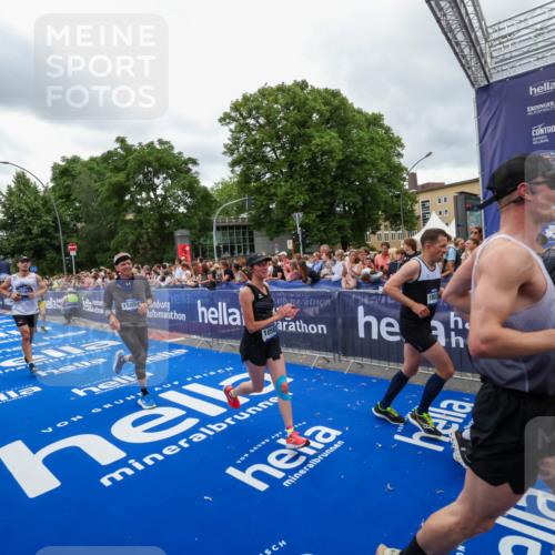 29.06.2025 - hella hamburg halbmarathon Zöllner http://msf.ph/oto/8438163 29.06.2025 10:55:20 Ziel 4903, 5643, 6723, 6891, 8973, 10188, 10263, 10582, 11184, 12526, 13470, 15854, 16521, 18031, 18290, 18380, 18531, 18966 meine-sportfotos.de