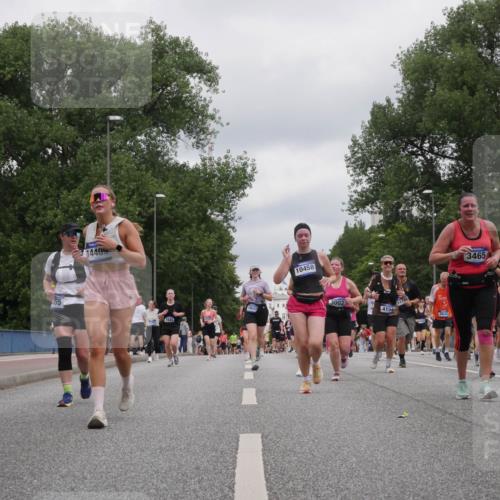 29.06.2025 - hella hamburg halbmarathon Luisa Fischer http://msf.ph/oto/8438239 29.06.2025 10:58:27 Kennedybrücke 55, 14409, 1949, 10458, 3002, 4192, 1178, 2632, 3465, 346, 1198, 1263, 2632, 3002, 3157, 3465, 3467, 3761, 3795, 4191, 4192, 4971, 5392, 5727, 6839, 6982, 8012, 8403, 10686 meine-sportfotos.de