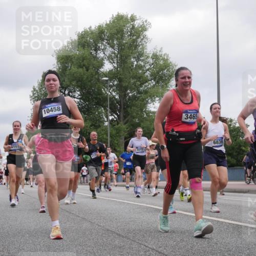 29.06.2025 - hella hamburg halbmarathon Luisa Fischer http://msf.ph/oto/8438278 29.06.2025 10:58:29 Kennedybrücke 16637, 4191, 10458, 92, 117, 5727, 8012, 3465, 3467, 6839, 1198, 1263, 2090, 2452, 2632, 3002, 3157, 3465, 3467, 3761, 3795, 4191, 4192, 5392, 5727, 6839, 6982, 7238, 8012, 8403, 10686 meine-sportfotos.de