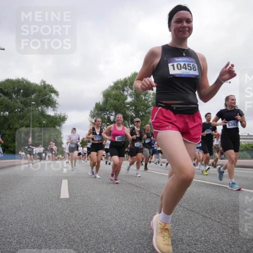 29.06.2025 - hella hamburg halbmarathon Luisa Fischer http://msf.ph/oto/8438303 29.06.2025 10:58:30 Kennedybrücke 4191, 3002, 10458, 4192, 11788, 16019, 5392, 1198, 1263, 2090, 2452, 2632, 3002, 3157, 3274, 3465, 3467, 3761, 3795, 4191, 4192, 5392, 5727, 6839, 7238, 8012, 8186, 8403, 10686 meine-sportfotos.de