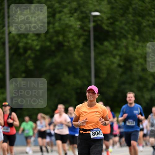 29.06.2025 - hella hamburg halbmarathon Dr. Thomas Lammeyer http://msf.ph/oto/8438389 29.06.2025 10:56:13 Kennedybrücke 1203, 1404, 1418, 1997, 2736, 3038, 3934, 4878, 5062, 5394, 5534, 5716, 6091, 6456, 6954, 7770, 7771, 7825, 7841, 7992, 8040, 8200, 8621, 9460, 9462, 9582, 9583, 9590, 9594, 10614, 10673, 10830, 11126, 11127 meine-sportfotos.de