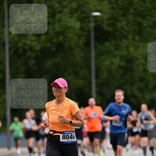 29.06.2025 - hella hamburg halbmarathon Dr. Thomas Lammeyer http://msf.ph/oto/8438412 29.06.2025 10:56:14 Kennedybrücke 1203, 1404, 1418, 1997, 3038, 3934, 4878, 5062, 5394, 5534, 5716, 6091, 6456, 6954, 7770, 7771, 7825, 7841, 8040, 8200, 8621, 9460, 9462, 9582, 9583, 9590, 9594, 10614, 10673, 10830, 11126, 11127 meine-sportfotos.de