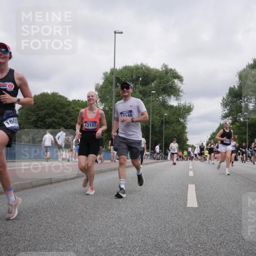 29.06.2025 - hella hamburg halbmarathon Luisa Fischer http://msf.ph/oto/8438439 29.06.2025 10:58:37 Kennedybrücke 1605, 12147, 12148, 8403, 8186, 1263, 1917, 2090, 2452, 2632, 3157, 3274, 3761, 3795, 5483, 5727, 6023, 7219, 7238, 8186, 8403, 8626, 10686 meine-sportfotos.de