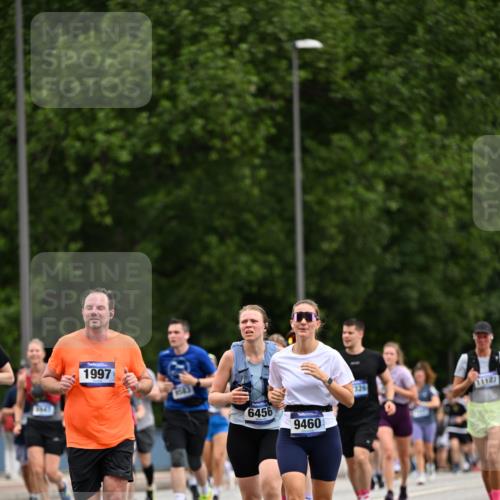 29.06.2025 - hella hamburg halbmarathon Dr. Thomas Lammeyer http://msf.ph/oto/8438570 29.06.2025 10:56:18 Kennedybrücke 1203, 1404, 1418, 1997, 3038, 3934, 4087, 4878, 5062, 5291, 5394, 5534, 6456, 6954, 6961, 7691, 7770, 7771, 7825, 7841, 8040, 8200, 9220, 9460, 9462, 9582, 9583, 9590, 9594, 9673, 10830, 11126, 11127 meine-sportfotos.de