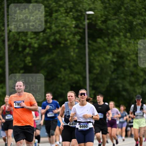 29.06.2025 - hella hamburg halbmarathon Dr. Thomas Lammeyer http://msf.ph/oto/8438578 29.06.2025 10:56:19 Kennedybrücke 1203, 1404, 1418, 1997, 3038, 3934, 4087, 4878, 5062, 5291, 5394, 5534, 6456, 6885, 6954, 6961, 7691, 7770, 7771, 7825, 7841, 8040, 8200, 9220, 9460, 9462, 9582, 9583, 9590, 9594, 9673, 10830, 11126, 11127 meine-sportfotos.de