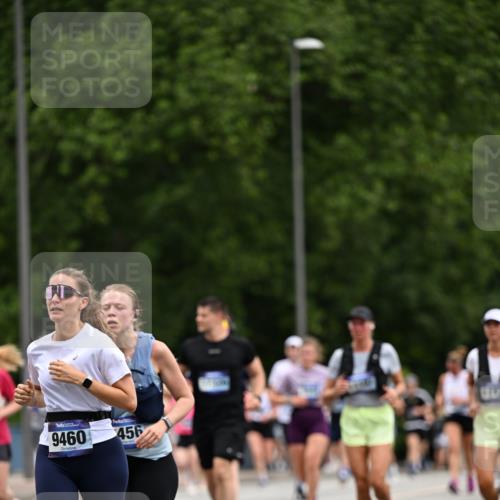 29.06.2025 - hella hamburg halbmarathon Dr. Thomas Lammeyer http://msf.ph/oto/8438675 29.06.2025 10:56:20 Kennedybrücke 1203, 1404, 1418, 1997, 3934, 4087, 4273, 4878, 5062, 5291, 5394, 5534, 6456, 6885, 6954, 6961, 7691, 7770, 7771, 7825, 7841, 8040, 9220, 9460, 9462, 9582, 9583, 9590, 9594, 9673, 10830, 10928, 11126, 11127 meine-sportfotos.de