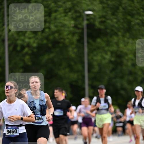 29.06.2025 - hella hamburg halbmarathon Dr. Thomas Lammeyer http://msf.ph/oto/8438681 29.06.2025 10:56:21 Kennedybrücke 1203, 1404, 1418, 1997, 3934, 4087, 4273, 4878, 5062, 5291, 5394, 5534, 6456, 6885, 6954, 6961, 7691, 7770, 7771, 7841, 8040, 8672, 9068, 9220, 9460, 9462, 9582, 9583, 9590, 9594, 9673, 10342, 10830, 10928, 11126, 11127, 11375 meine-sportfotos.de