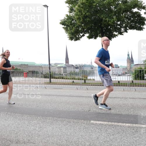 29.06.2025 - hella hamburg halbmarathon Lena Gebhardt http://msf.ph/oto/8438995 29.06.2025 10:29:06 Lombardsbrücke 4161, 1230, 1518, 1557, 1869, 2688, 3179, 3717, 4161, 4362, 4373, 4700, 4834, 4982, 5167, 5249, 5250, 6102, 6345, 7169, 7449, 8048, 8812, 9642, 9714, 10068, 10198, 10641, 10808, 11792, 11803, 11989, 12099, 12404, 12442, 12958, 13090, 14205, 14644, 15143, 15256, 15452, 15453, 15952, 15955, 16643, 16673, 16676, 18414 meine-sportfotos.de