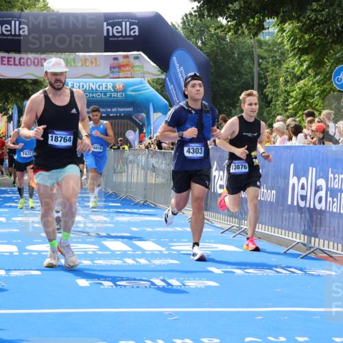 29.06.2025 - hella hamburg halbmarathon Strokosch-Dieckow http://msf.ph/oto/8439372 29.06.2025 10:41:19 Ziel 1570, 2797, 3204, 4205, 4303, 5387, 6771, 6901, 7432, 7774, 7796, 9711, 10375, 10783, 12434, 13876, 14555, 16816, 17834, 18412, 18509, 18573, 18764 meine-sportfotos.de