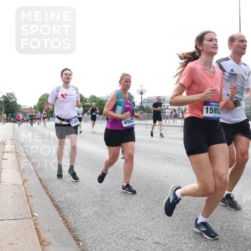 29.06.2025 - hella hamburg halbmarathon Lena Gebhardt http://msf.ph/oto/8439836 29.06.2025 10:29:14 Lombardsbrücke 1309, 498, 15952, 955, 1230, 1518, 1557, 1661, 1869, 2688, 3179, 3311, 3717, 4161, 4349, 4362, 4373, 4834, 4982, 5167, 5249, 5250, 6285, 6345, 6725, 7169, 7449, 8048, 8812, 9714, 10068, 10198, 10322, 10641, 10808, 11249, 11792, 11803, 11989, 12099, 12404, 12442, 12958, 13090, 13382, 14205, 14644, 15143, 15452, 15453, 15952, 15955, 16659, 16662, 16673, 16676, 17496, 18298, 18299, 18414 meine-sportfotos.de