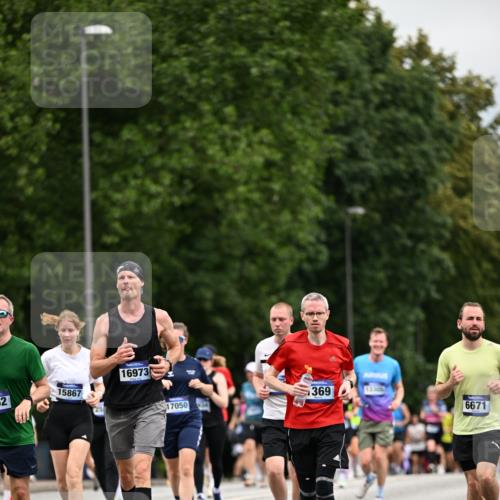29.06.2025 - hella hamburg halbmarathon Dr. Thomas Lammeyer http://msf.ph/oto/8440083 29.06.2025 10:56:47 Kennedybrücke 1369, 1978, 2308, 2593, 3140, 3645, 4273, 4815, 5262, 5291, 6406, 6671, 6885, 6961, 6985, 7682, 7737, 8194, 8196, 8250, 8251, 8672, 9068, 9070, 9730, 10296, 10342, 10496, 10600, 10634, 10693, 10928, 11084, 11297, 11375 meine-sportfotos.de