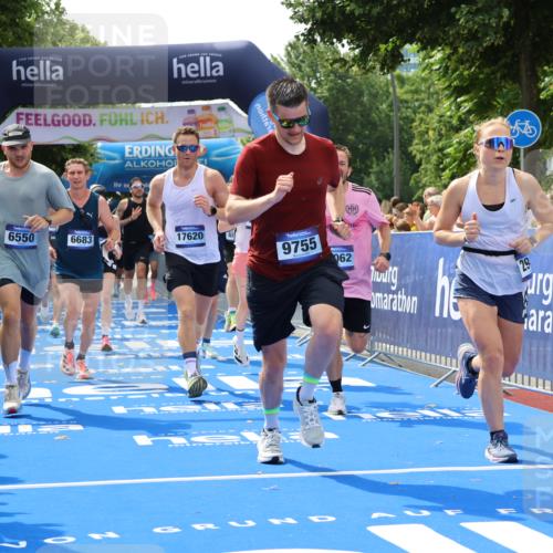 29.06.2025 - hella hamburg halbmarathon Strokosch-Dieckow http://msf.ph/oto/8440448 29.06.2025 10:41:01 Ziel 1136, 1677, 2568, 2949, 3618, 4380, 4871, 5709, 6550, 6683, 9358, 9659, 9755, 9815, 11062, 11922, 12088, 12385, 13029, 13158, 13268, 15689, 16347, 17032, 17100, 17620, 17720, 17971, 18045, 18049 meine-sportfotos.de