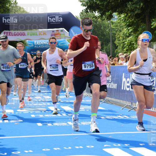 29.06.2025 - hella hamburg halbmarathon Strokosch-Dieckow http://msf.ph/oto/8440464 29.06.2025 10:41:01 Ziel 1136, 1677, 2568, 2949, 3618, 4380, 4871, 5709, 6550, 6683, 9358, 9659, 9755, 9815, 11062, 11922, 12088, 12385, 13029, 13158, 13268, 15689, 16347, 17032, 17100, 17620, 17720, 17971, 18045, 18049 meine-sportfotos.de