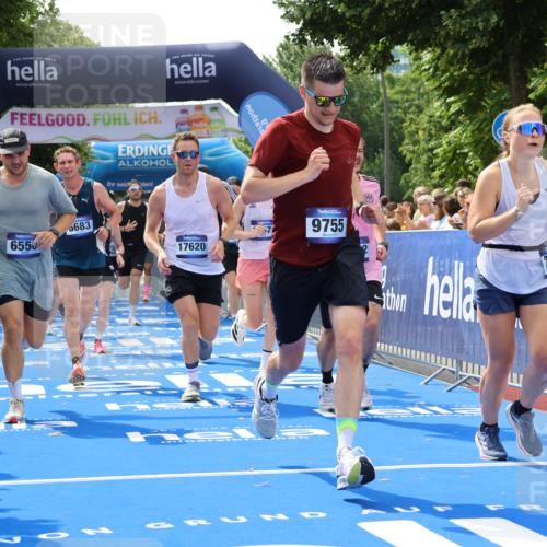 29.06.2025 - hella hamburg halbmarathon Strokosch-Dieckow http://msf.ph/oto/8440485 29.06.2025 10:41:01 Ziel 1136, 1677, 2568, 2949, 3618, 4380, 4871, 5709, 6550, 6683, 9358, 9659, 9755, 9815, 11062, 11922, 12088, 12385, 13029, 13158, 13268, 15689, 16347, 17032, 17100, 17620, 17720, 17971, 18045, 18049 meine-sportfotos.de
