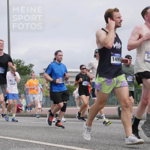 29.06.2025 - hella hamburg halbmarathon Luisa Fischer http://msf.ph/oto/8440490 29.06.2025 10:21:10 Kennedybrücke 1298, 15614, 16038, 128, 10831, 1495, 10332, 5023, 1067, 1298, 1477, 1641, 1982, 2305, 3977, 4194, 4738, 4804, 5023, 7649, 8248, 9539, 9586, 9717, 9734, 10332, 10831 meine-sportfotos.de