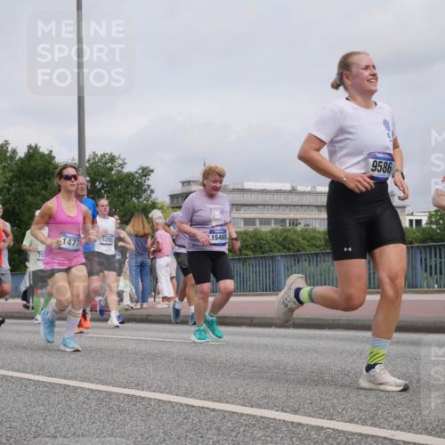 29.06.2025 - hella hamburg halbmarathon Luisa Fischer http://msf.ph/oto/8440600 29.06.2025 10:21:17 Kennedybrücke 18155, 71, 1477, 5290, 15465, 9586, 9717, 1268, 1477, 2087, 2305, 3482, 4194, 4738, 5290, 6332, 7160, 7649, 7838, 7882, 7883, 8248, 9586, 9717, 9734, 9834, 9844, 10174 meine-sportfotos.de