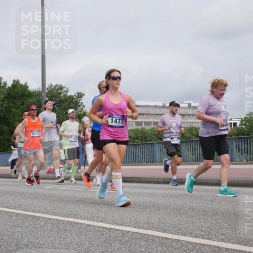 29.06.2025 - hella hamburg halbmarathon Luisa Fischer http://msf.ph/oto/8440610 29.06.2025 10:21:18 Kennedybrücke 32, 10908, 18155, 7160, 1477, 161, 465, 1268, 1477, 2087, 2305, 3482, 4194, 4738, 5290, 6332, 7160, 7413, 7649, 7838, 7882, 7883, 9586, 9717, 9834, 9844, 10174 meine-sportfotos.de