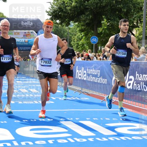 29.06.2025 - hella hamburg halbmarathon Strokosch-Dieckow http://msf.ph/oto/8440672 29.06.2025 10:40:57 Ziel 1677, 2949, 4871, 6550, 6683, 7378, 9358, 9547, 9755, 10369, 10934, 11062, 11922, 12088, 12385, 13029, 13158, 14661, 15689, 16347, 17032, 17100, 17620, 17720, 17971, 18045, 18049, 18173 meine-sportfotos.de