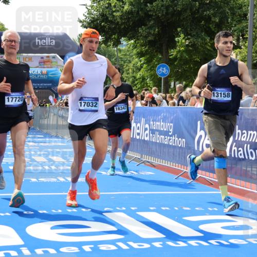 29.06.2025 - hella hamburg halbmarathon Strokosch-Dieckow http://msf.ph/oto/8440697 29.06.2025 10:40:57 Ziel 1677, 2949, 4871, 6550, 6683, 7378, 9358, 9547, 9755, 10369, 10934, 11062, 11922, 12088, 12385, 13029, 13158, 14661, 15689, 16347, 17032, 17100, 17620, 17720, 17971, 18045, 18049, 18173 meine-sportfotos.de