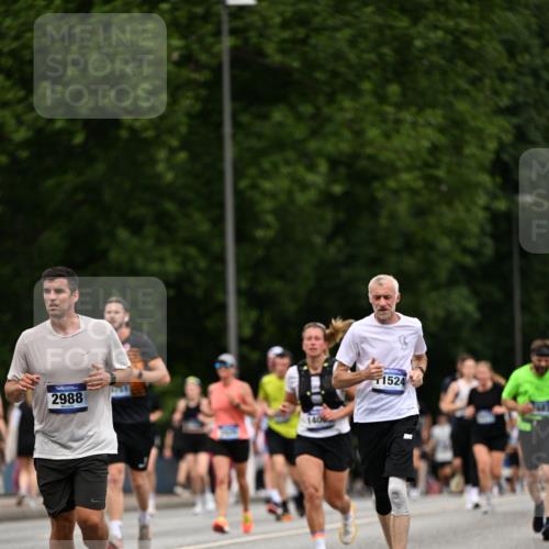 29.06.2025 - hella hamburg halbmarathon Dr. Thomas Lammeyer http://msf.ph/oto/8440829 29.06.2025 10:57:08 Kennedybrücke 2308, 2420, 2593, 2983, 2988, 3227, 3787, 6135, 6604, 7032, 7511, 7690, 7735, 7871, 8250, 8251, 9340, 10080, 10417, 10568, 10600, 10634, 10693, 10884 meine-sportfotos.de