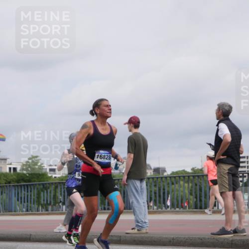 29.06.2025 - hella hamburg halbmarathon Luisa Fischer http://msf.ph/oto/8440850 29.06.2025 10:21:36 Kennedybrücke 9, 16828, 1234, 2335, 2821, 4123, 4383, 7445, 8067, 8341, 9222, 9276 meine-sportfotos.de