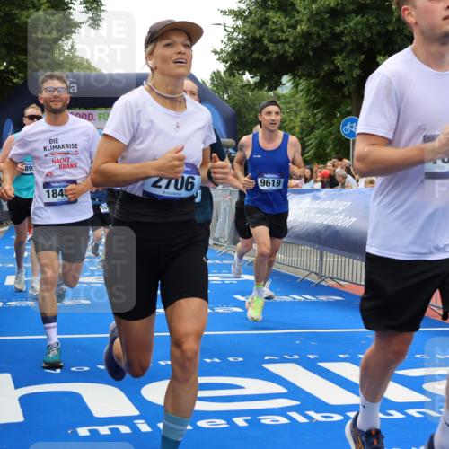 29.06.2025 - hella hamburg halbmarathon Strokosch-Dieckow http://msf.ph/oto/8440896 29.06.2025 10:49:41 Ziel 2504, 2706, 2937, 3060, 3543, 5894, 5978, 6115, 6125, 7332, 9038, 9463, 9551, 9619, 9649, 9723, 9924, 11679, 11975, 11977, 13159, 14794, 15392, 16843, 16877, 17001, 17282, 17753, 18058, 18451, 18926 meine-sportfotos.de