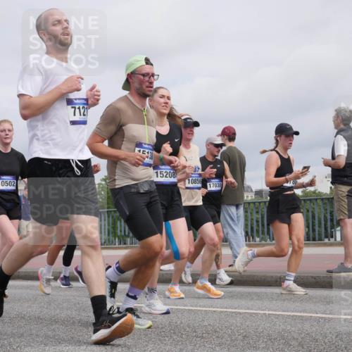 29.06.2025 - hella hamburg halbmarathon Luisa Fischer http://msf.ph/oto/8440992 29.06.2025 10:21:47 Kennedybrücke 4802, 10502, 7121, 45138, 15208, 10856, 17030, 80, 1521, 3202, 4383, 5049, 5264, 5266, 5611, 5733, 5910, 6413, 7121, 7214, 7454, 8665, 9276, 9505, 10467, 10502, 10856 meine-sportfotos.de