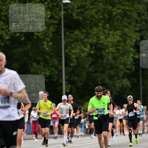 29.06.2025 - hella hamburg halbmarathon Dr. Thomas Lammeyer http://msf.ph/oto/8441216 29.06.2025 10:57:12 Kennedybrücke 2420, 2593, 2983, 2988, 3227, 3787, 6135, 6604, 7032, 7511, 7690, 7735, 7871, 8250, 8251, 9340, 10080, 10417, 10568, 10600, 10693, 10879, 10884 meine-sportfotos.de