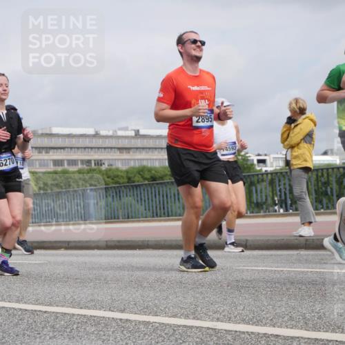 29.06.2025 - hella hamburg halbmarathon Luisa Fischer http://msf.ph/oto/8441418 29.06.2025 10:22:24 Kennedybrücke 6270, 18, 2895, 14593, 1325, 1332, 1755, 2017, 2589, 2812, 2895, 3105, 3118, 4108, 4110, 4722, 5034, 5080, 5449, 6270, 6542, 6736, 7143, 7252, 8761, 9252, 9270, 9272, 9856, 10124, 10129 meine-sportfotos.de