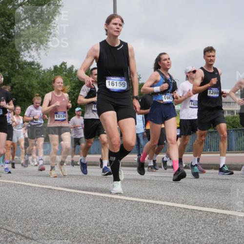 29.06.2025 - hella hamburg halbmarathon Luisa Fischer http://msf.ph/oto/8441463 29.06.2025 10:22:29 Kennedybrücke 49, 6542, 411, 10124, 9270, 1, 16159, 1663, 1424, 919, 12006, 12007, 1159, 1160, 1325, 1332, 1708, 1755, 2017, 2703, 2812, 3105, 3118, 4108, 4110, 4722, 5080, 5449, 6249, 6542, 6736, 7143, 8761, 9252, 9270, 9272, 9856, 10124, 10129 meine-sportfotos.de
